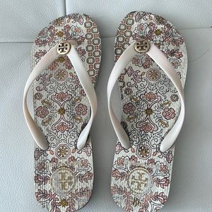 Tory Burch Flip Flips